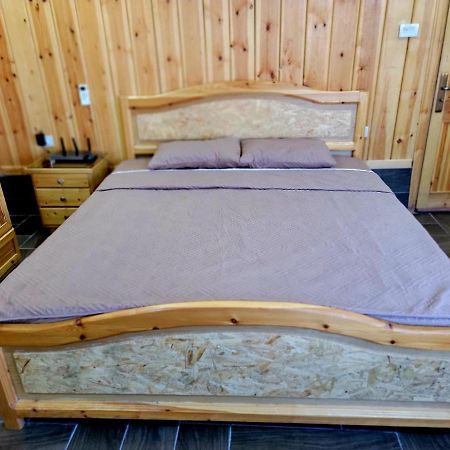 Atoom Lodge Джераш Екстериор снимка